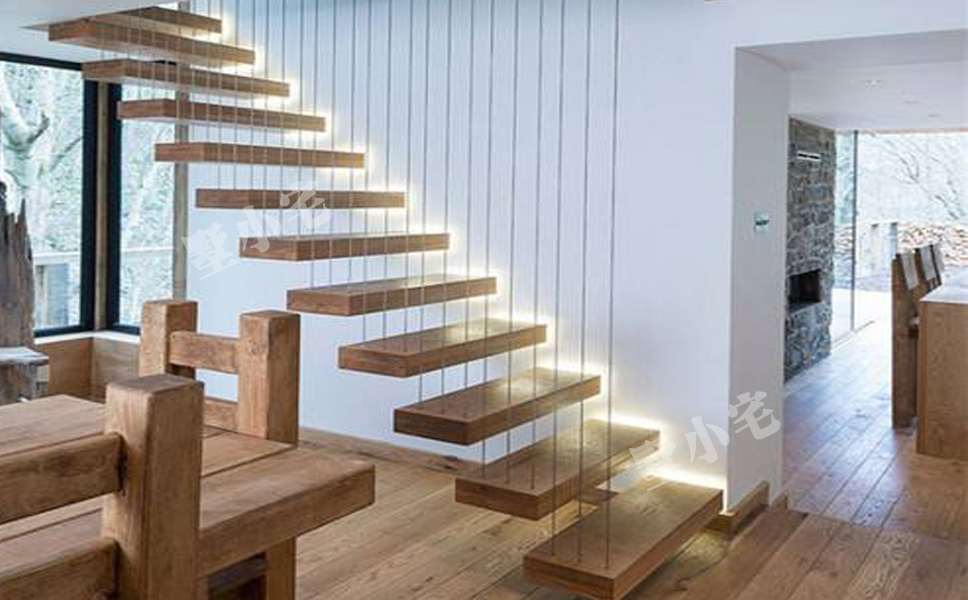农村自建房现代木质结构楼梯